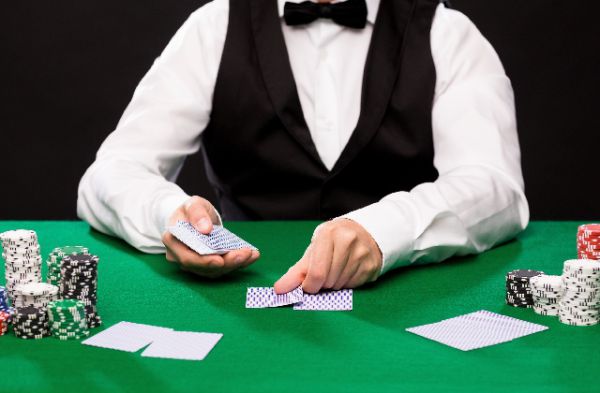 ポーカー カウンティングの効果と戦略
